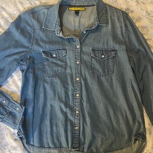 Prince & Fox Button-Up Shirt